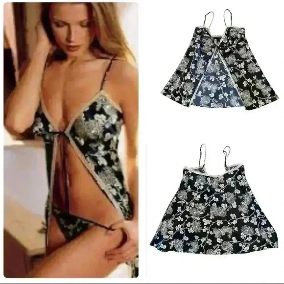 Vict secret satin flyaway slip - Picture 1 of 5